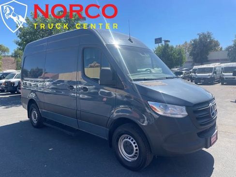 Used 2019 Mercedes-Benz Sprinter 144 image 2
