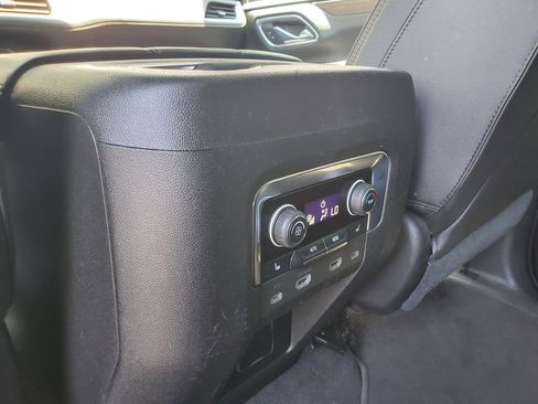 Used 2021 Chevrolet Suburban High Country w/ Premium Package AWD/4WD image 54