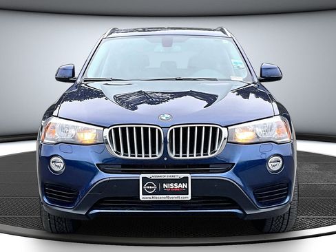 Used 2017 BMW X3 xDrive28i AWD/4WD image 2