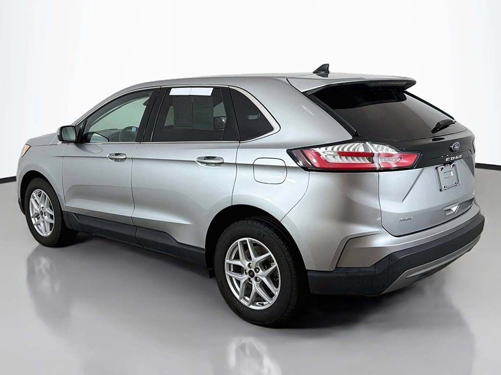 Used 2023 Ford Edge SEL w/ Convenience Package AWD/4WD image 11