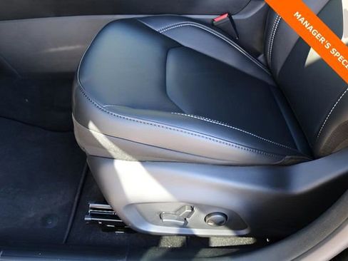 New 2026 Jeep Compass Limited image 12