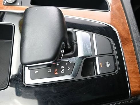 Used 2023 Audi Q5 2.0T Premium Plus image 43