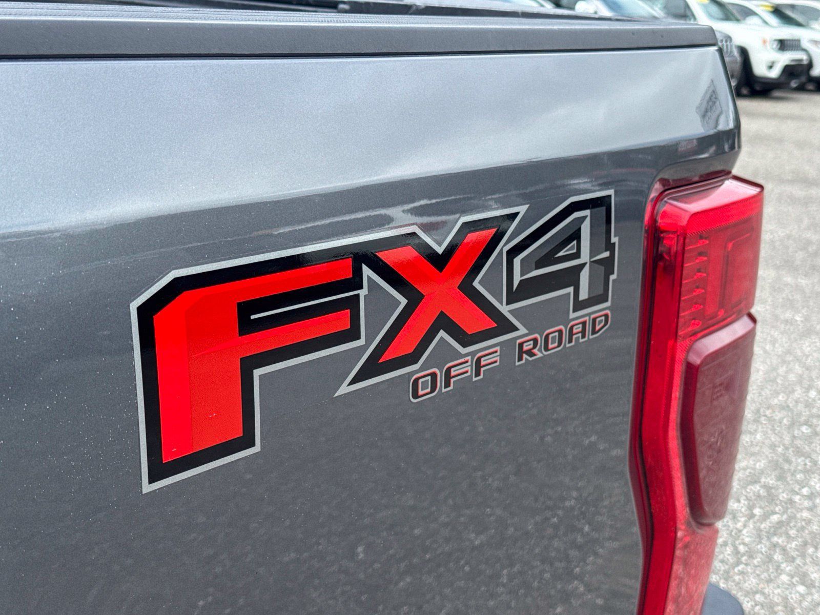 Used 2022 Ford F250 Platinum AWD/4WD image 14