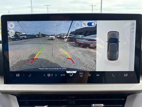 New 2026 Ford Explorer Active AWD/4WD image 9