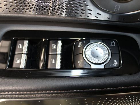 Used 2024 Lincoln Nautilus Reserve w/ Equipment Group 203A image 22