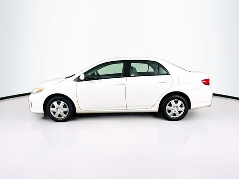 Used 2011 Toyota Corolla LE image 4