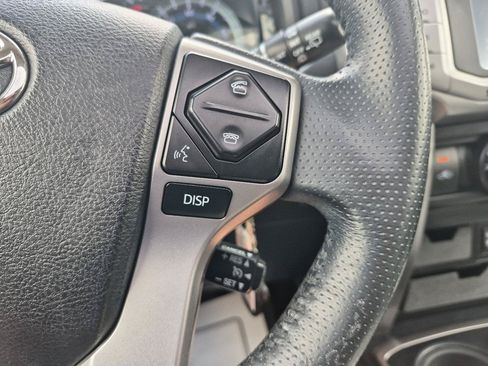 Used 2017 Toyota 4Runner SR5 Premium AWD/4WD image 18
