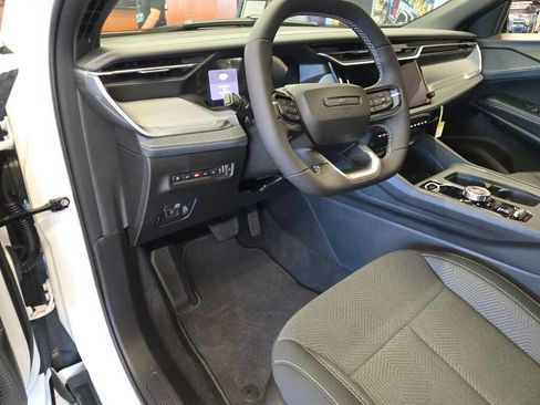 New 2026 Jeep Cherokee Laredo AWD/4WD image 20