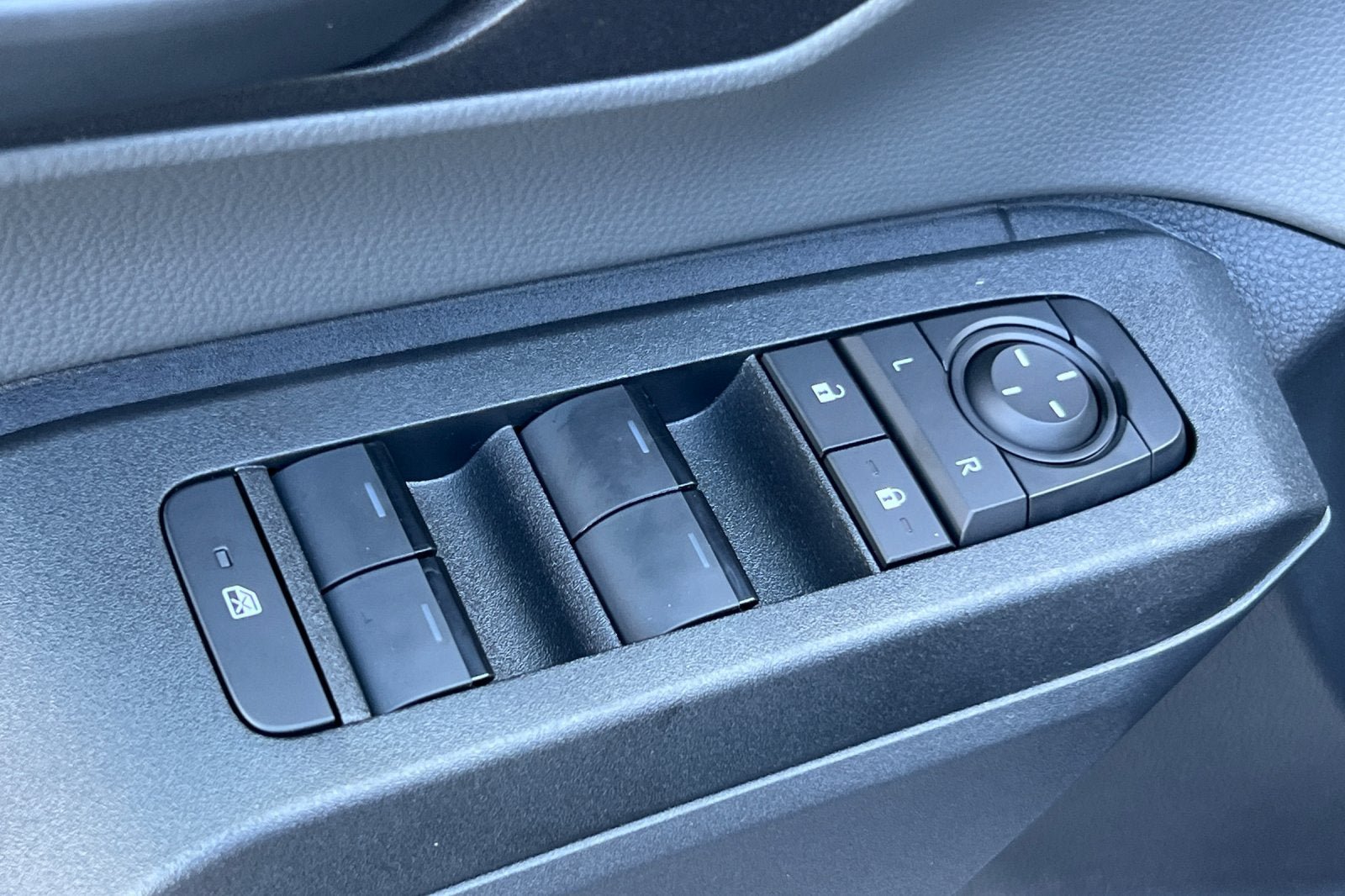New 2026 Toyota RAV4 LE AWD/4WD image 13