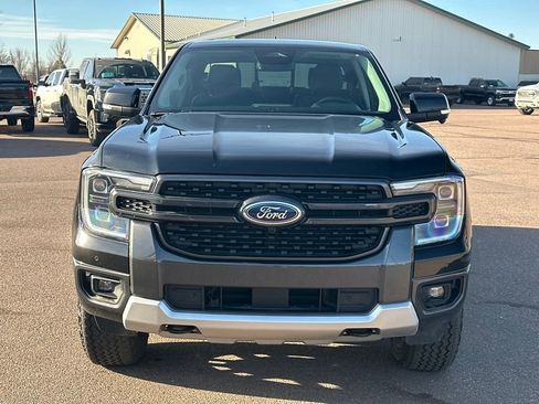 Used 2024 Ford Ranger Lariat w/ FX4 Off-Road Package image 35