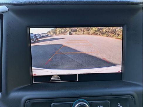 Used 2022 GMC Terrain SLE w/ Driver Convenience Package image 24