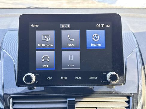 Used 2024 Mitsubishi Eclipse Cross LE image 9