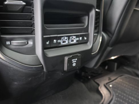 Used 2021 RAM 1500 Limited w/ Night Edition AWD/4WD image 40