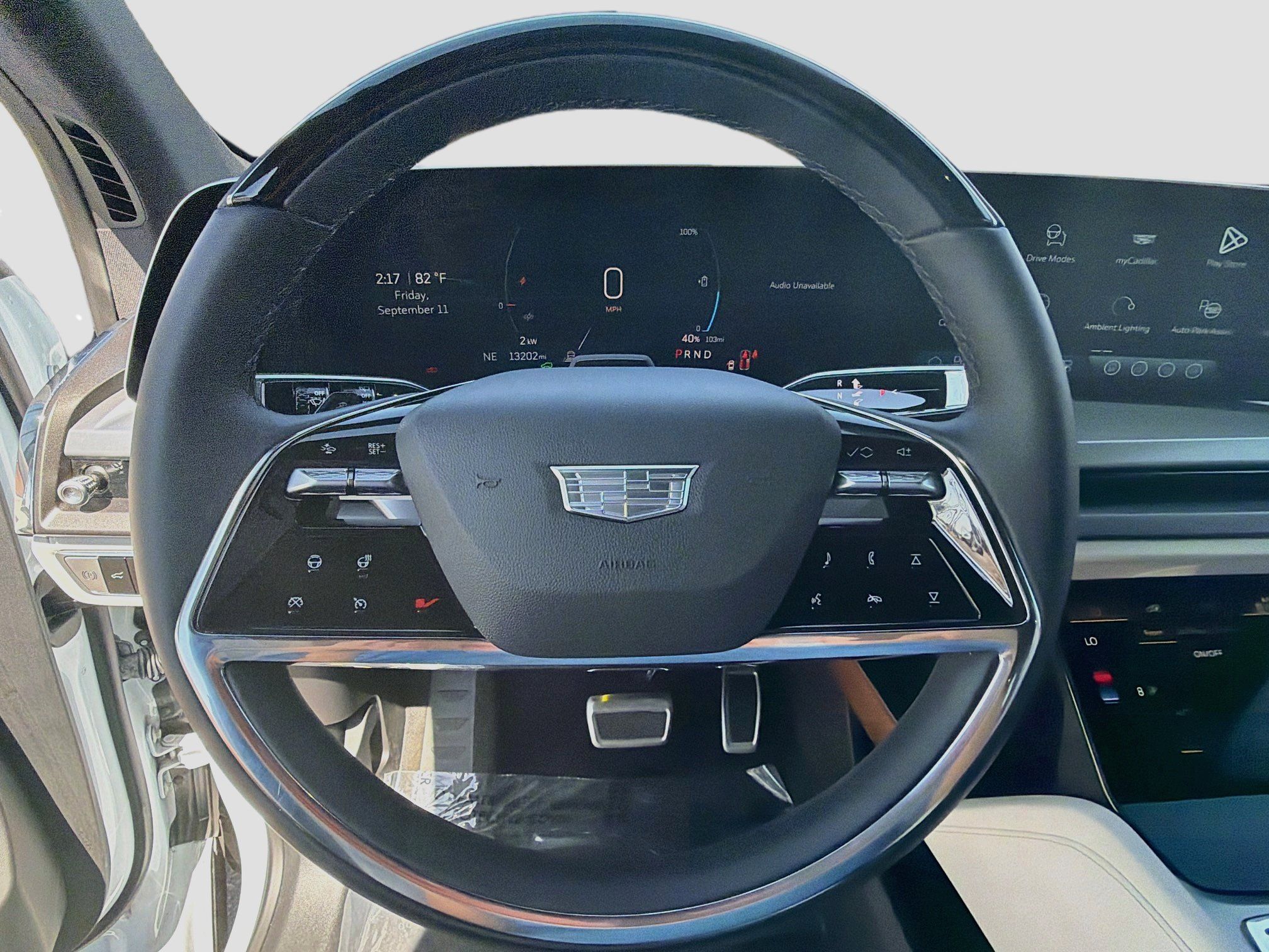 Certified 2026 Cadillac Vistiq Luxury AWD/4WD image 11