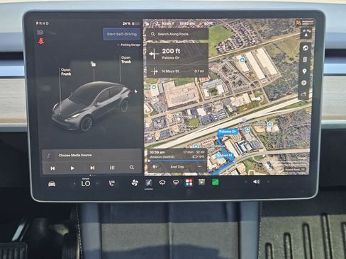 Used 2021 Tesla Model Y Long Range AWD/4WD image 14