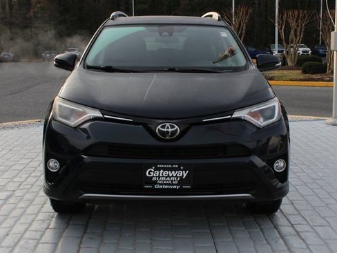 Used 2018 Toyota RAV4 XLE image 8