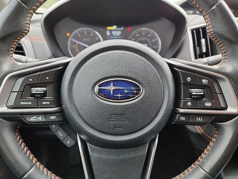 Used 2023 Subaru Crosstrek 2.5i Limited AWD/4WD image 11