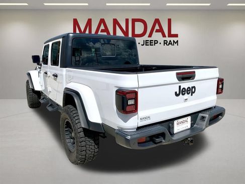 Used 2024 Jeep Gladiator Sport AWD/4WD image 7