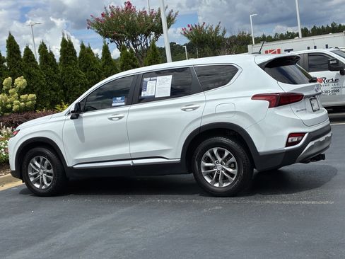 Used 2019 Hyundai Santa Fe SE FWD image 8