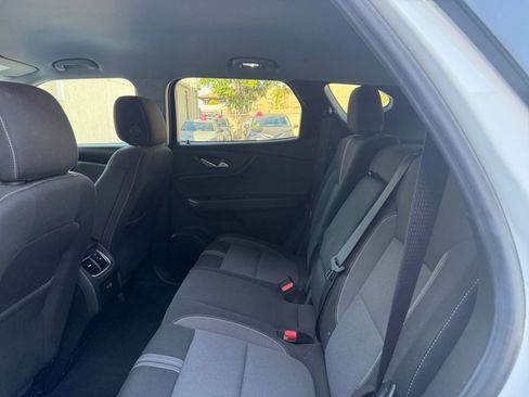 Used 2025 Chevrolet Blazer LT FWD image 26