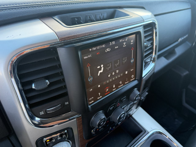 Used 2019 RAM 1500 Laramie w/ Protection Group AWD/4WD image 23