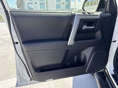 Used 2023 Toyota 4Runner SR5 Premium image 13