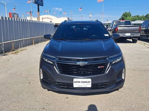 Used 2023 Chevrolet Equinox RS w/ RS Leather Package FWD image 3