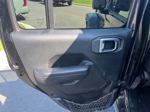 Used 2019 Jeep Wrangler Unlimited Sport S AWD/4WD image 27