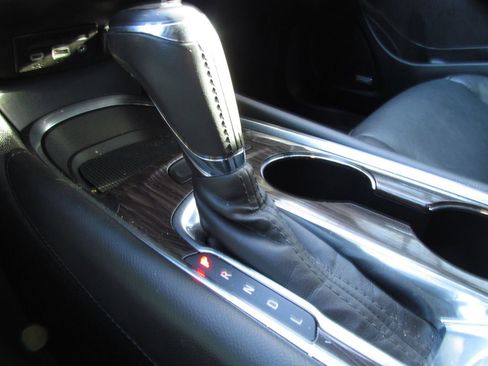 Used 2019 Chevrolet Malibu Premier image 27