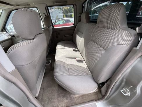 Used 2001 Nissan Frontier SE AWD/4WD image 15