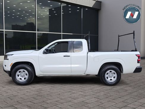 Used 2024 Nissan Frontier S w/ S Utility Package RWD image 2