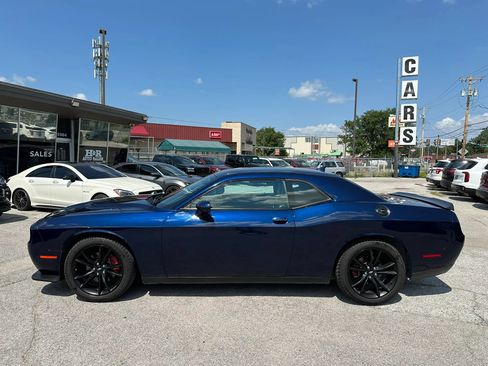 Used 2017 Dodge Challenger SXT Plus RWD image 2