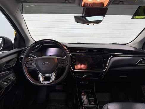 Used 2022 Chevrolet Bolt EUV Premier w/ Launch Edition image 36