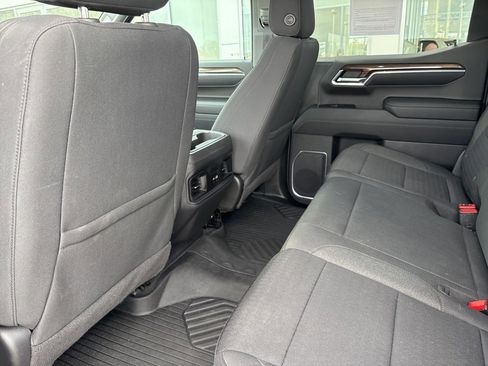 Used 2023 Chevrolet Silverado 1500 LT Trail Boss w/ LPO, Dark Essentials Package image 31