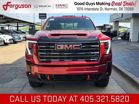 New 2026 GMC Sierra 2500 AT4 w/ AT4 Premium Plus Package AWD/4WD image 8