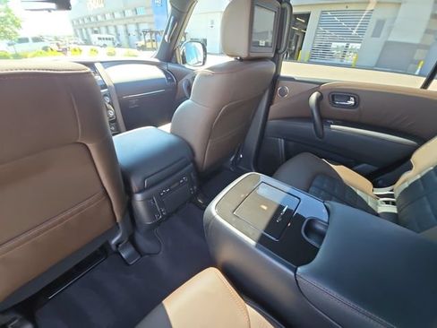 Used 2019 Nissan Armada Platinum w/ Captain's Chairs Package AWD/4WD image 27