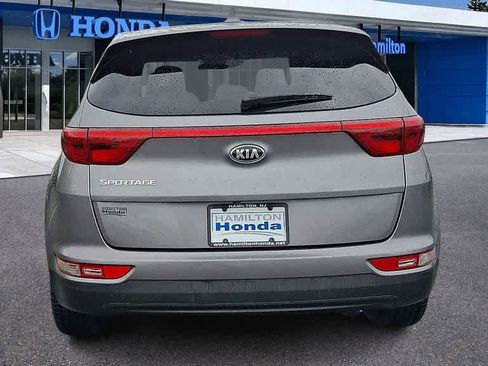 Used 2017 Kia Sportage LX image 7