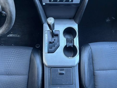 Used 2012 Toyota Camry SE w/ Convenience Pkg FWD image 21