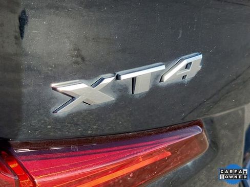 Used 2019 Cadillac XT4 Premium Luxury image 27