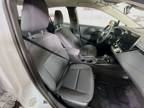 Certified 2025 Toyota Corolla LE FWD image 30
