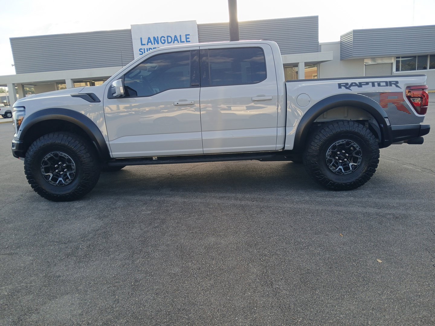 Used 2026 Ford F150 Raptor w/ Equipment Group 803A Raptor R AWD/4WD image 9