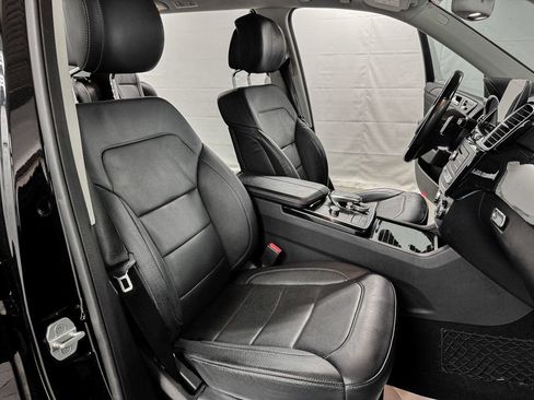 Used 2018 Mercedes-Benz GLS 550 4MATIC image 13