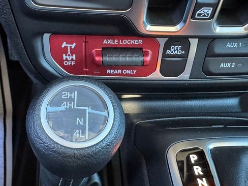 New 2026 Jeep Gladiator Willys image 25