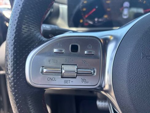 Used 2022 Mercedes-Benz CLA 250 image 21