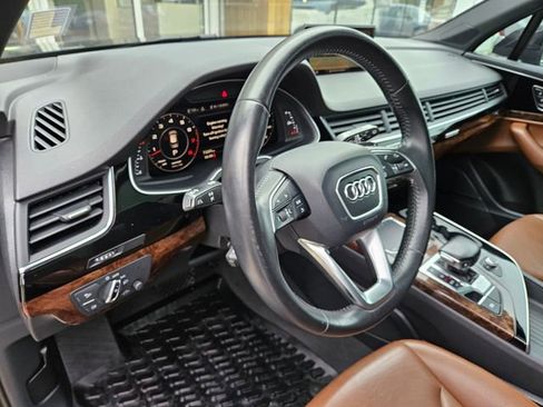 Used 2017 Audi Q7 3.0T Premium Plus w/ Premium Plus Package AWD/4WD image 19