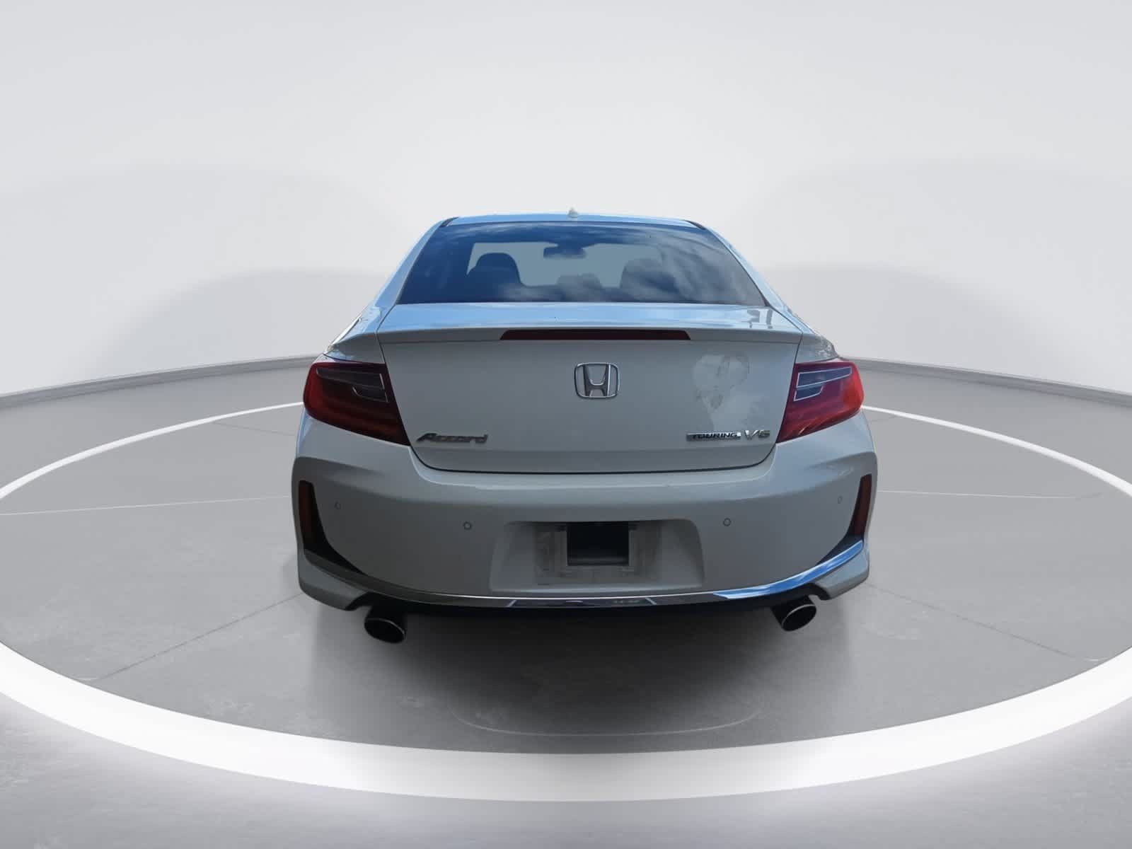 Used 2016 Honda Accord Touring image 7