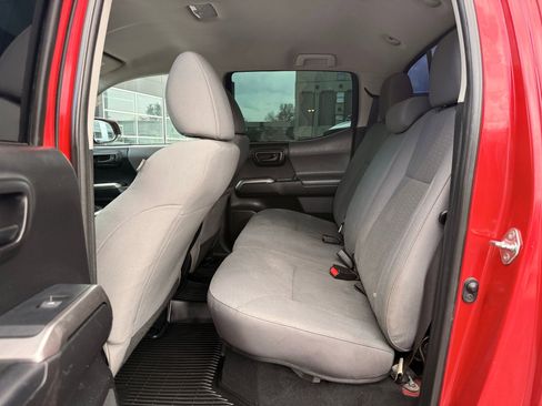 Used 2019 Toyota Tacoma SR5 image 27