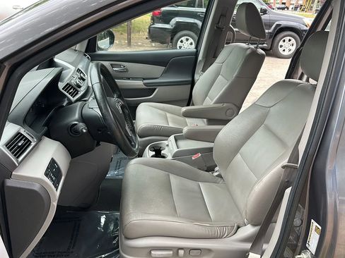 Used 2015 Honda Odyssey Touring image 13