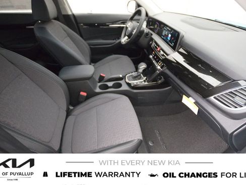 New 2026 Kia Seltos S image 16