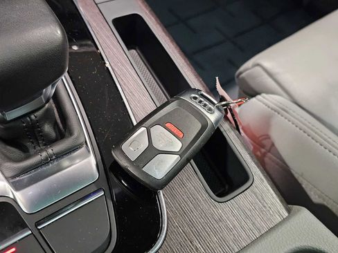 Used 2024 Audi Q5 2.0T Premium Plus image 30